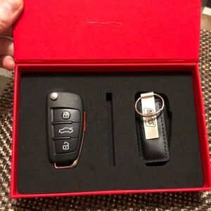 Audi Car Key Fob model FS12A71 with Leather Keychain A3